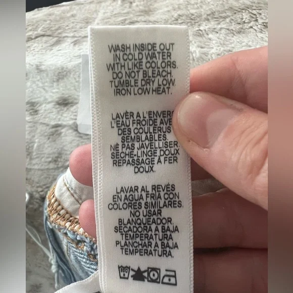 NWT Frame Le High Straight Tie Waist Raw Hem
Jeans Size 25 - Picture 15 of 15